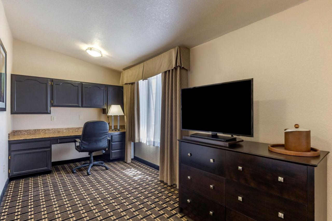 Best Western Plus Las Vegas West Экстерьер фото