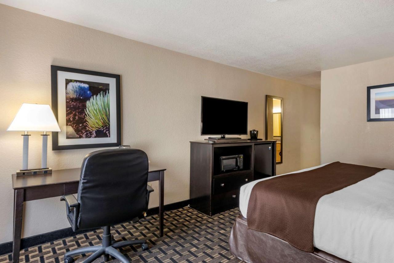 Best Western Plus Las Vegas West Экстерьер фото