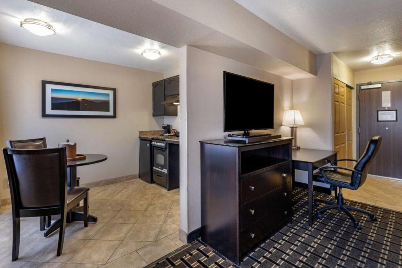 Best Western Plus Las Vegas West Экстерьер фото